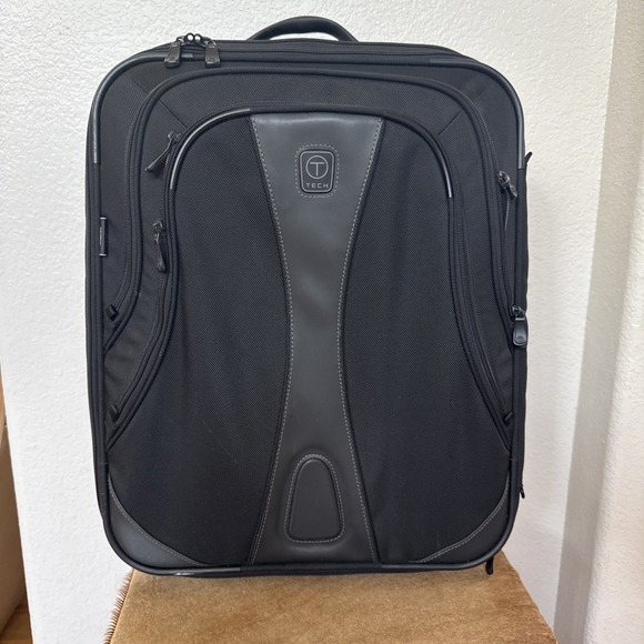 TUMI T-Tech Suitcase Ballistic Nylon Wheeled Luggage Carry-On Expandable 57621D. - Picture 1 of 10